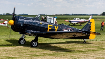 Photo ID 204579 by Jan Eenling. Private Private North American AT 6A Texan, N13FY