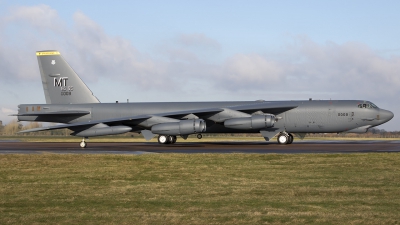 Photo ID 205304 by Chris Lofting. USA Air Force Boeing B 52H Stratofortress, 60 0009