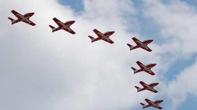 Photo ID 24198 by M. Gjoza. Canada Air Force Canadair CT 114 Tutor CL 41A, 114019