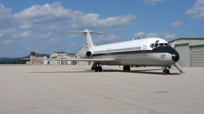 Photo ID 24216 by Cory W. Watts. USA Navy McDonnell Douglas C 9B Skytrain II DC 9 32CF, 159117