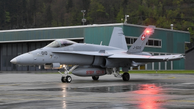 Photo ID 205703 by Luca Fahrni. Switzerland Air Force McDonnell Douglas F A 18C Hornet, J 5010