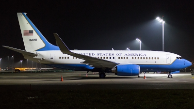 Photo ID 206227 by Thomas Ziegler - Aviation-Media. USA Air Force Boeing C 40C 737 7CP BBJ, 09 0540