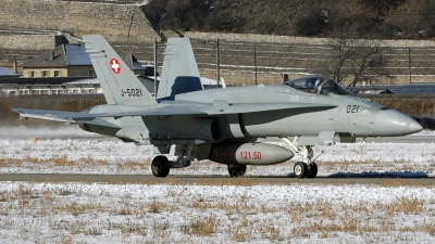 Photo ID 206235 by Richard de Groot. Switzerland Air Force McDonnell Douglas F A 18C Hornet, J 5021