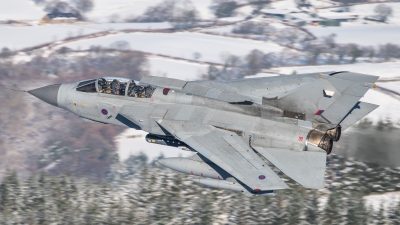 Photo ID 206316 by Tom Dean. UK Air Force Panavia Tornado GR4, ZA543