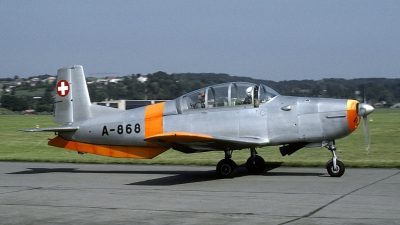 Photo ID 207093 by Joop de Groot. Switzerland Air Force Pilatus P 3 05, A 868