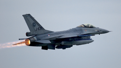 Photo ID 207264 by Robert Flinzner. Netherlands Air Force General Dynamics F 16AM Fighting Falcon, J 637