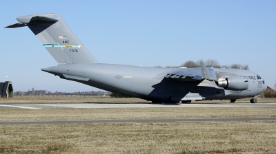 Photo ID 207722 by Arie van Groen. USA Air Force Boeing C 17A Globemaster III, 07 7176