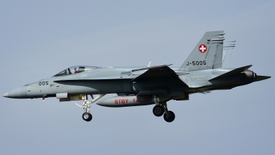 Photo ID 208414 by Sven Zimmermann. Switzerland Air Force McDonnell Douglas F A 18C Hornet, J 5005