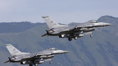 Photo ID 24530 by Roberto Bianchi. USA Air Force General Dynamics F 16C Fighting Falcon, 89 2041