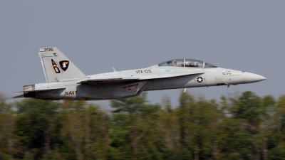 Photo ID 27 by Scott Rathbone. USA Navy Boeing F A 18F Super Hornet, 166467