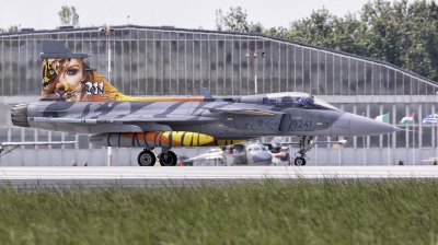 Photo ID 210626 by MANUEL ACOSTA. Czech Republic Air Force Saab JAS 39C Gripen, 9241