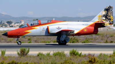 Photo ID 211232 by Alberto Gonzalez. Spain Air Force CASA C 101EB Aviojet, E 25 87