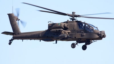 Photo ID 211361 by Mark Broekhans. Netherlands Air Force Boeing AH 64DN Apache Longbow, Q 17