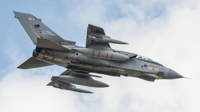 Photo ID 213287 by Martin Thoeni - Powerplanes. UK Air Force Panavia Tornado GR4, ZA607