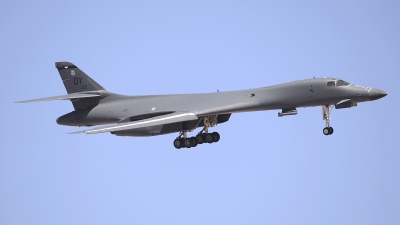 Photo ID 213872 by Peter Boschert. USA Air Force Rockwell B 1B Lancer, 86 0122