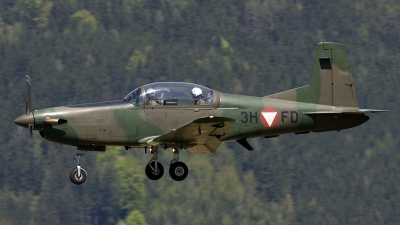 Photo ID 24954 by Chris Lofting. Austria Air Force Pilatus PC 7 Turbo Trainer, 3H FD