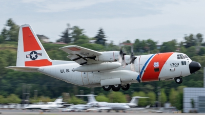 Photo ID 214021 by Paul Varner. USA Coast Guard Lockheed HC 130H Hercules L 382, 1709