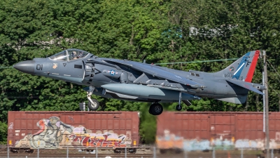 Photo ID 214070 by Paul Varner. USA Marines McDonnell Douglas AV 8B Harrier ll, 164553