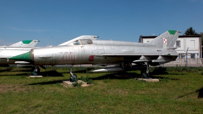 Photo ID 214358 by Carl Brent. Poland Air Force Mikoyan Gurevich MiG 21M, 2001