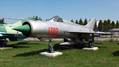 Photo ID 214359 by Carl Brent. Poland Air Force Mikoyan Gurevich MiG 21PF, 1702