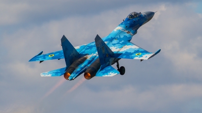 Photo ID 215806 by Alfred Koning. Ukraine Air Force Sukhoi Su 27P1M,  