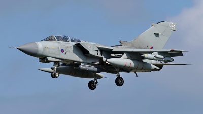 Photo ID 216212 by Dieter Linemann. UK Air Force Panavia Tornado GR4, ZA542