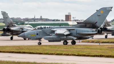 Photo ID 216843 by Mike Macdonald. UK Air Force Panavia Tornado GR4, ZA393