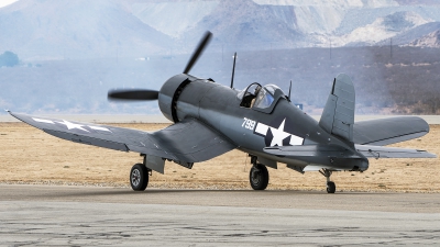 Photo ID 217258 by W.A.Kazior. Private Planes of Fame Air Museum Vought F4U 1A Corsair, NX83782