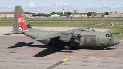 Photo ID 217387 by Chris Lofting. UK Air Force Lockheed Martin Hercules C5 C 130J L 382, ZH887