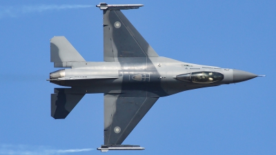 Photo ID 217927 by markus altmann. Pakistan Air Force General Dynamics F 16A Fighting Falcon, 85728