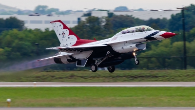 Photo ID 218383 by Brandon Thetford. USA Air Force General Dynamics F 16D Fighting Falcon,  