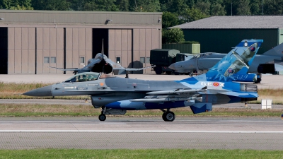Photo ID 220391 by Frank Kloppenburg. Belgium Air Force General Dynamics F 16AM Fighting Falcon, FA 110