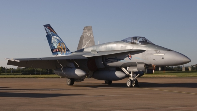 Photo ID 25458 by Tom Gibbons. Canada Air Force McDonnell Douglas CF 188A Hornet CF 18A, 188703