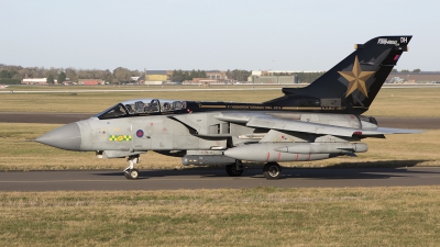 Photo ID 220715 by Chris Lofting. UK Air Force Panavia Tornado GR4, ZD716