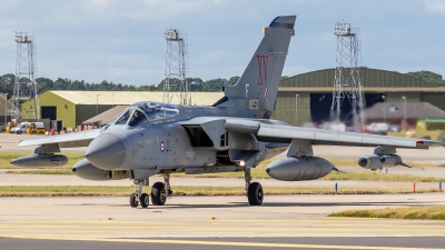 Photo ID 220734 by Mike Macdonald. UK Air Force Panavia Tornado GR4, ZA602