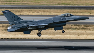 Photo ID 220760 by Alex Jossi. USA Air Force General Dynamics F 16C Fighting Falcon, 86 0227