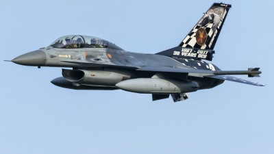 Photo ID 220853 by Kenny Peeters. Belgium Air Force General Dynamics F 16BM Fighting Falcon, FB 24