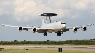 Photo ID 25539 by James Matthews. UK Air Force Boeing E 3D Sentry AEW1 707 300, ZH107