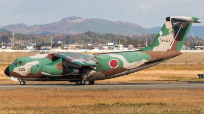 Photo ID 221392 by Andreas Zeitler - Flying-Wings. Japan Air Force Kawasaki C 1, 78 1025