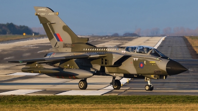 Photo ID 222038 by Matt Varley. UK Air Force Panavia Tornado GR1 T, ZG752