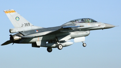 Photo ID 222242 by Arie van Groen. Netherlands Air Force General Dynamics F 16BM Fighting Falcon, J 369