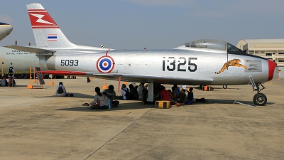 Photo ID 222272 by Thanh Ho. Thailand Air Force North American F 86F Sabre, KH17 16 04
