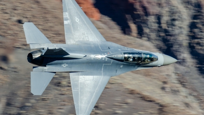 Photo ID 222541 by Brandon Thetford. USA Air Force General Dynamics F 16D Fighting Falcon, 86 0047