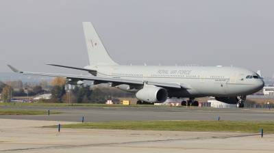 Photo ID 223941 by Milos Ruza. UK Air Force Airbus Voyager KC2 A330 243MRTT, ZZ331