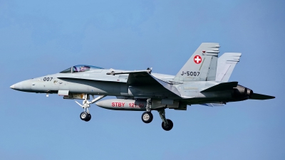 Photo ID 224121 by Dieter Linemann. Switzerland Air Force McDonnell Douglas F A 18C Hornet, J 5007