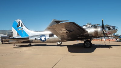 Photo ID 224754 by W.A.Kazior. Private Commemorative Air Force Boeing B 17G Flying Fortress 299P, N9323Z