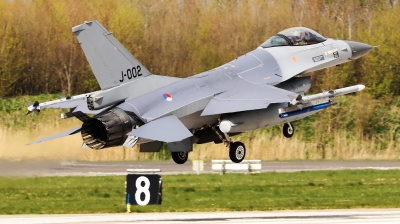 Photo ID 225227 by Walter Van Bel. Netherlands Air Force General Dynamics F 16AM Fighting Falcon, J 002