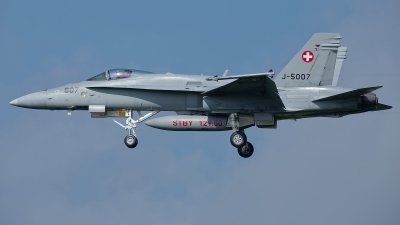 Photo ID 225481 by Rainer Mueller. Switzerland Air Force McDonnell Douglas F A 18C Hornet, J 5007