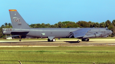 Photo ID 2899 by Victor M Gonzalez. USA Air Force Boeing B 52H Stratofortress, 60 0055