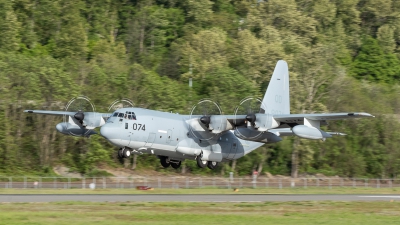 Photo ID 225839 by Paul Varner. USA Marines Lockheed Martin KC 130J Hercules L 382, 168074